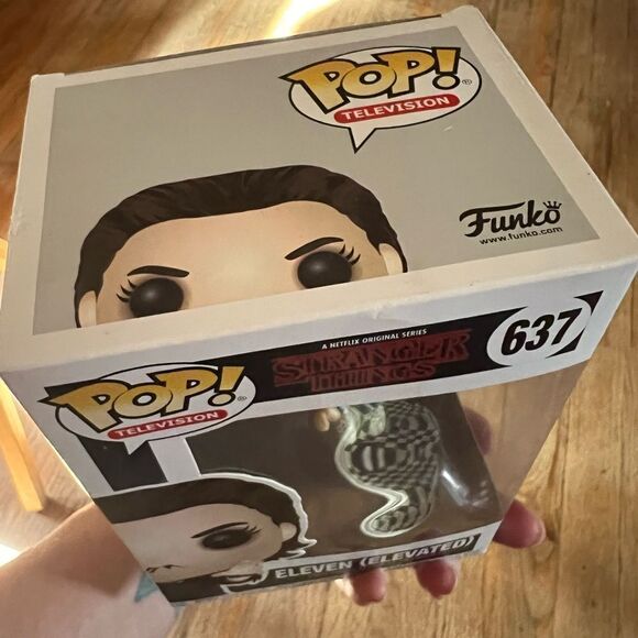 Funko Pop Stranger Things Elevated Eleven Vinyl Figure - Picture 6 of 8